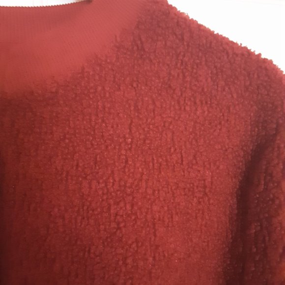 Women's Burgundy color sherpa bomber jacket, EUC, Size L - Picture 4 of 5